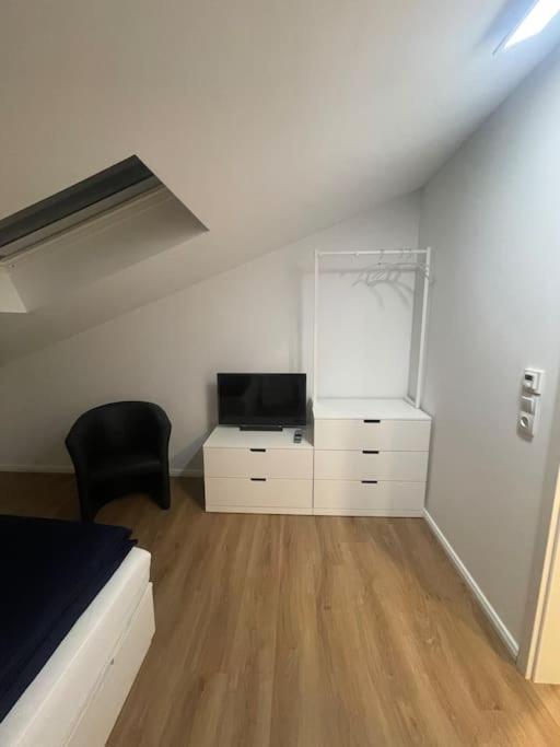Buxtehude*wohnung*100qm*6 Schlafplaetze*neu* Apartment *