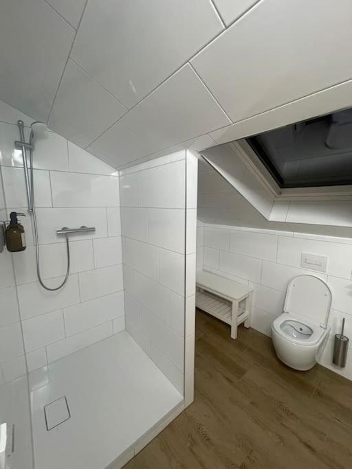 Buxtehude*wohnung*100qm*6 Schlafplaetze*neu* Apartment *